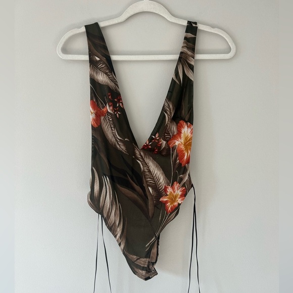 Windsor Olive Green Floral Tropical Strappy Deep V Bodysuit NWT Size XS - Picture 1 of 5
